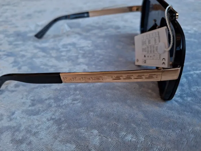 Lunettes de soleil inspiration - photo numéro 2