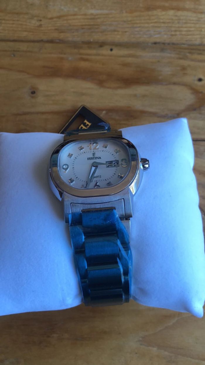 Montre festina neuve - photo numéro 3