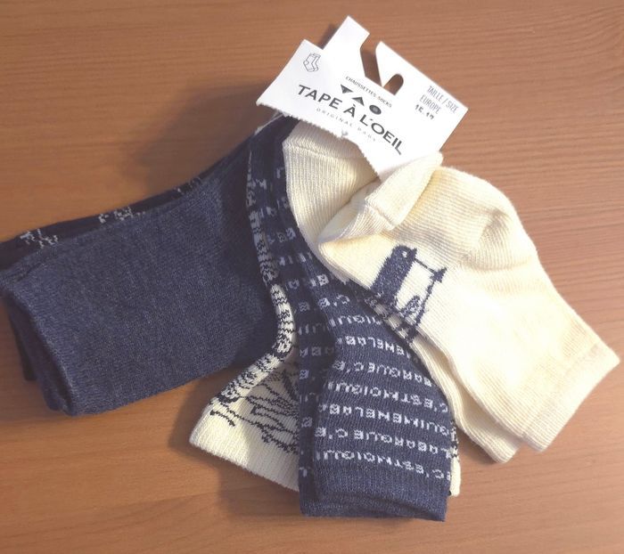 (Neufs non portés) 🏷🥰😍 sweat molleton 6 mois  et chaussettes 15/17 garçon - photo numéro 5