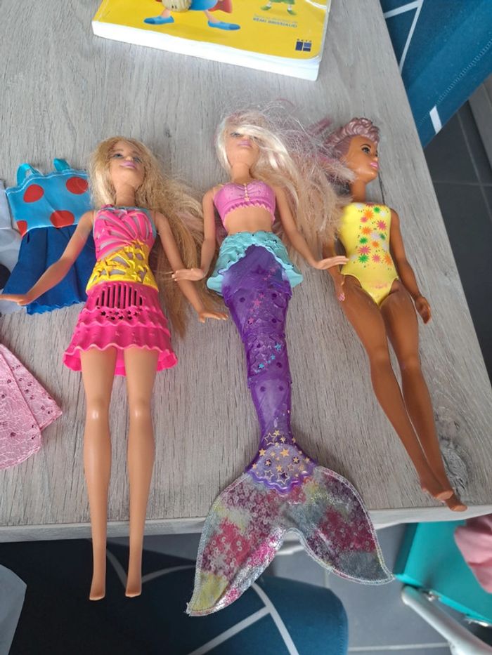 Lot barbies