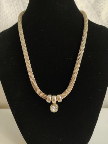 Jolie collier argenté