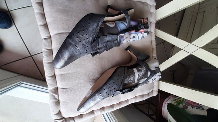 Chaussures Tout Cuir souple  J.Metayer - photo numéro 9