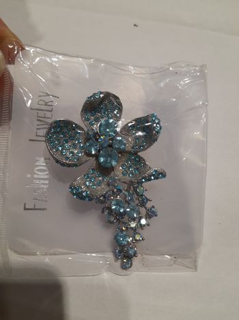 Broche