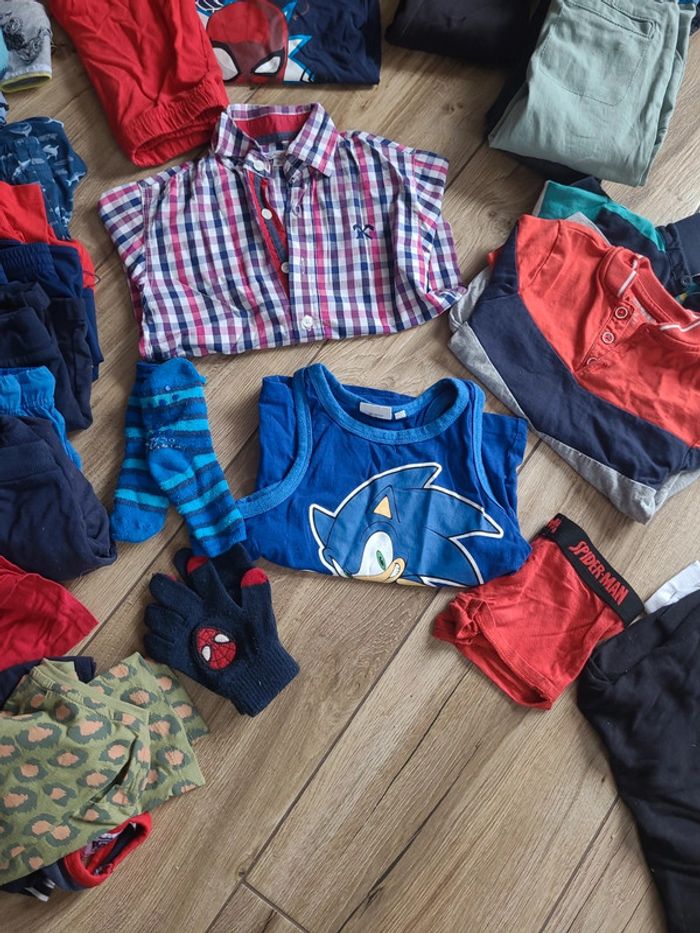 Lots vêtements 5 ans - photo numéro 10