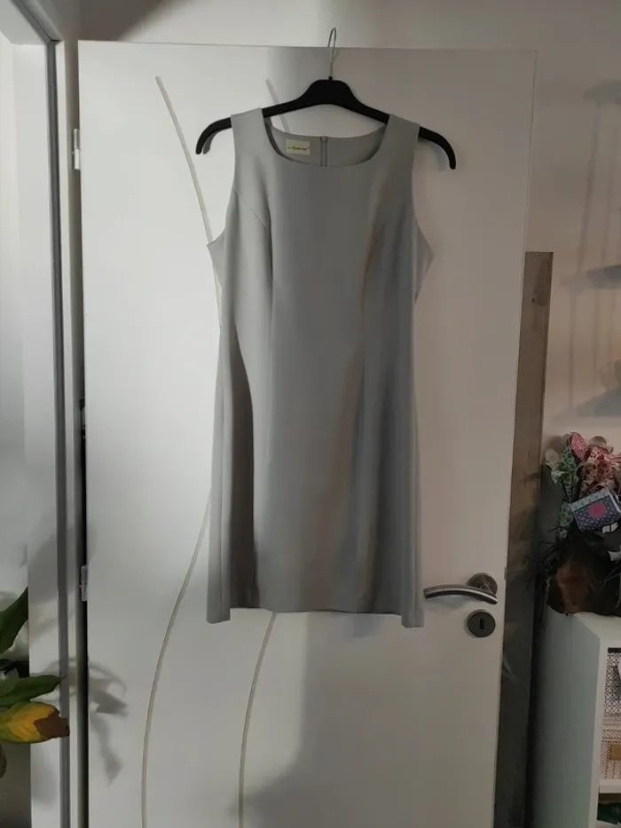 Robe tailleur grise In Extenso Taille 42