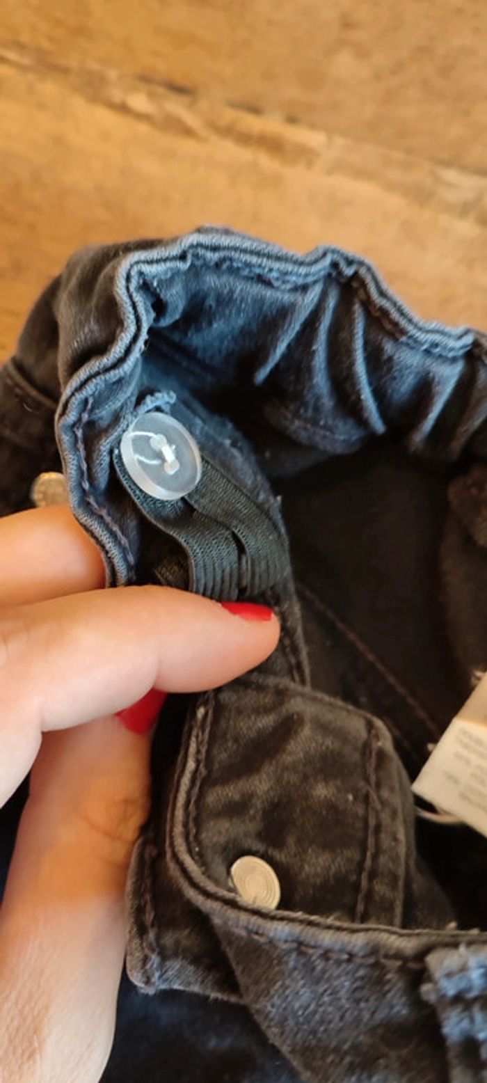 Jean noir 4ans - photo numéro 5