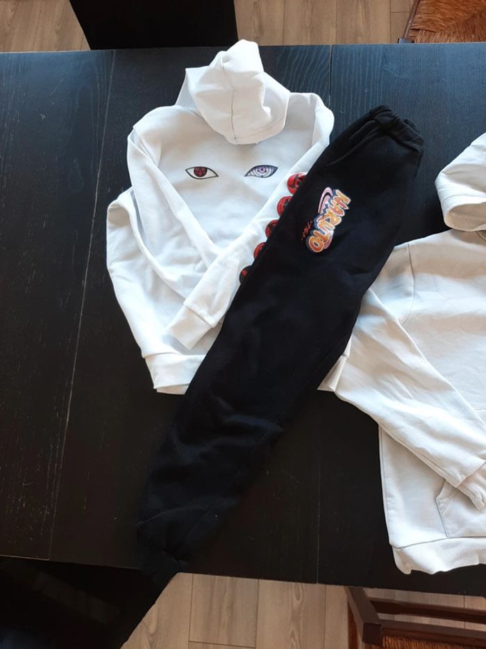 Lot vêtements naruto - photo numéro 2