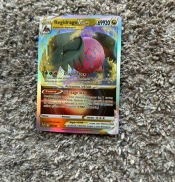 Carte Pokémon Regidrago Vstar 69220PV