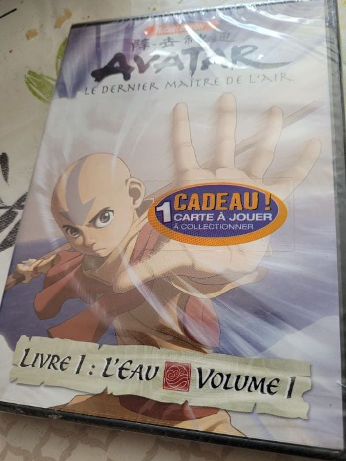 Avatar livre 1 l eau volume 1