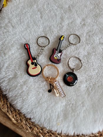 Lot 4 portes clefs thème musique