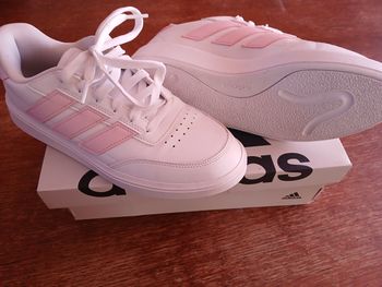Adidas femme 40