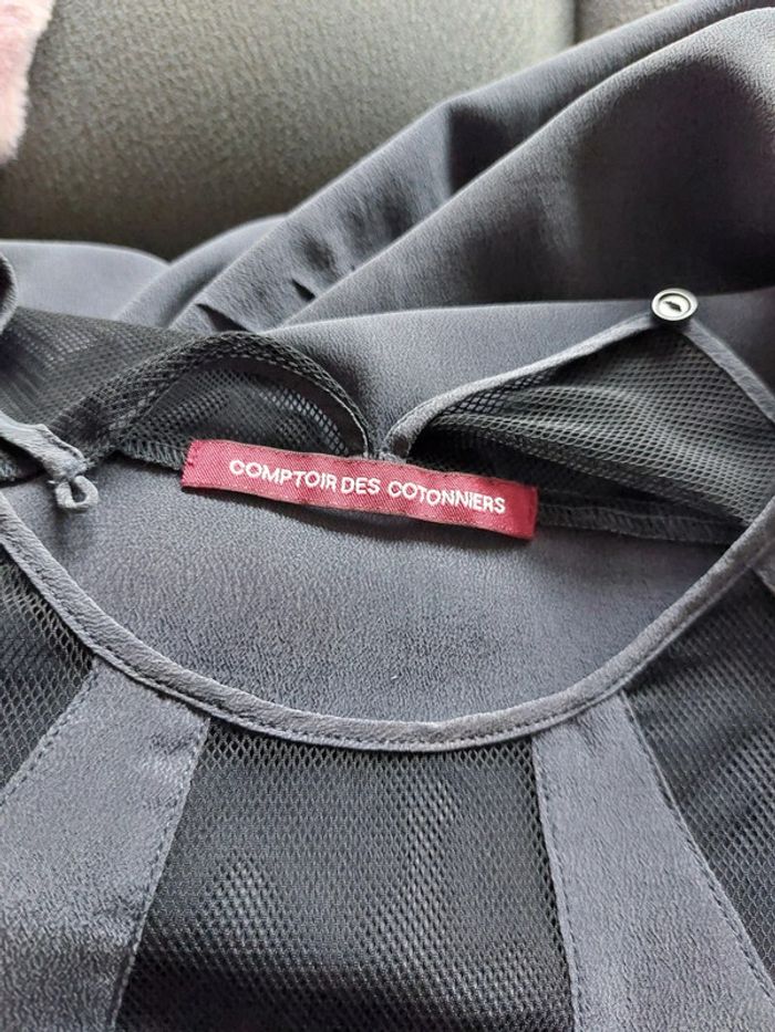Robe 100% soie Comptoir Des Cotonniers taille 38 - photo numéro 3