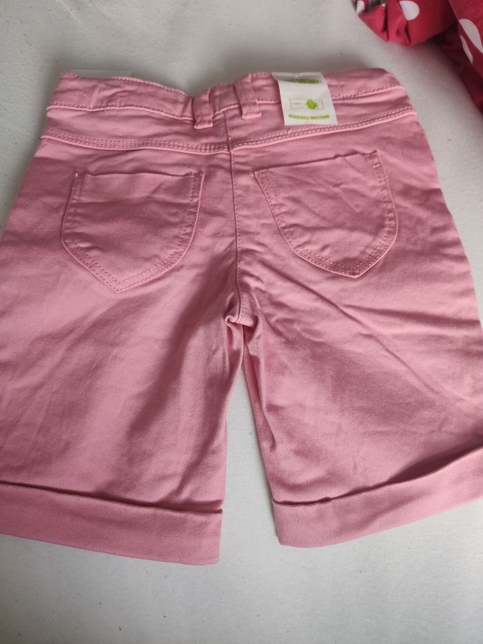 Short rose taille 5 ans - photo numéro 3