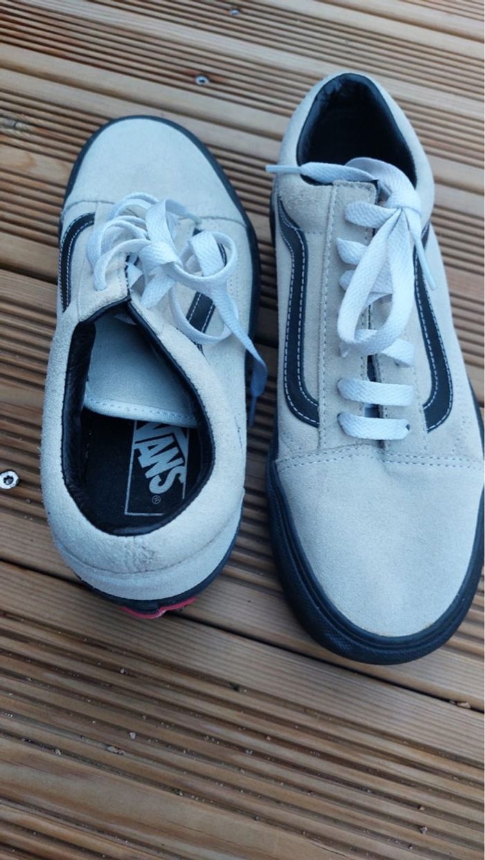 Vans Old Skool – Baskets grises et noires unisexes Taille 38 en très bon état - photo numéro 4