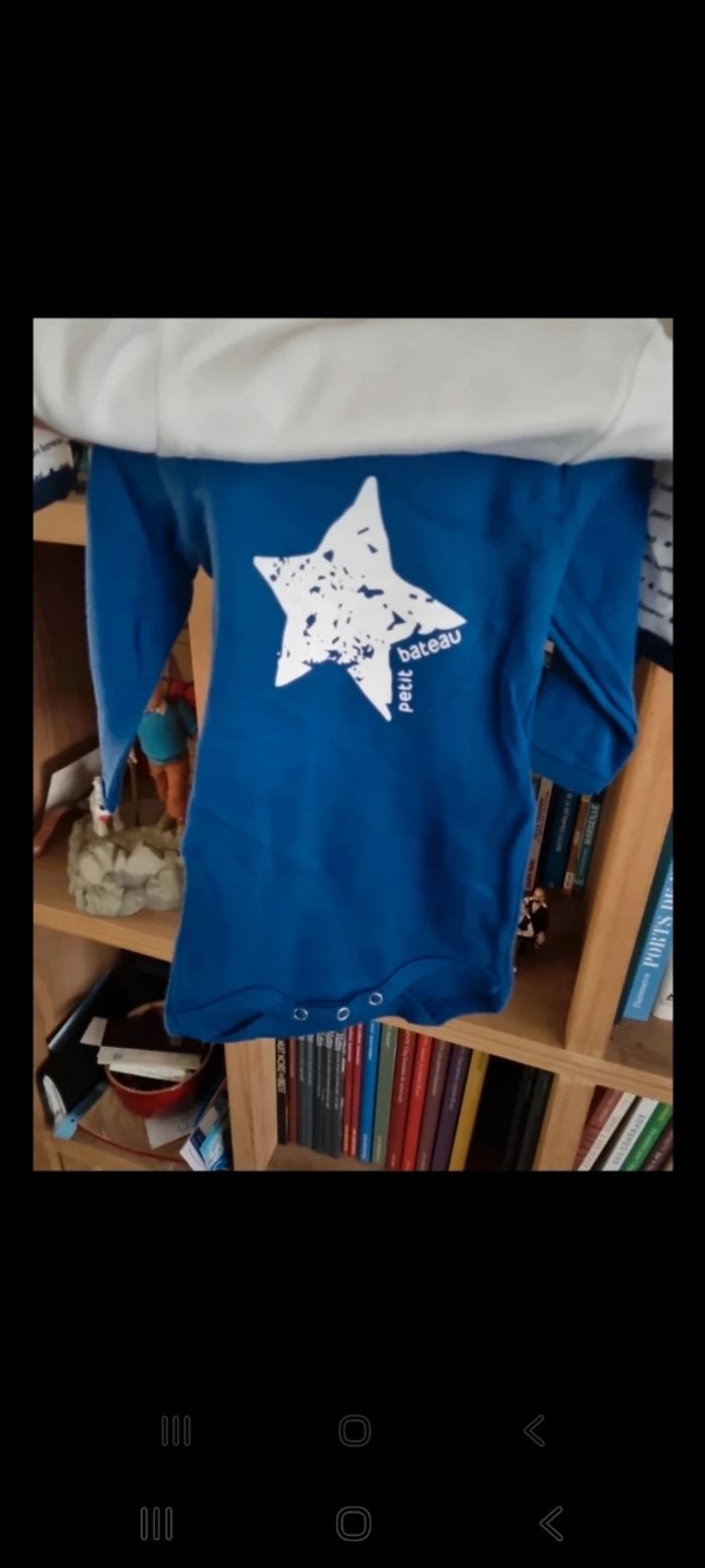 Pyjama Petit Bateau + lot 3 bodys assortis 3 mois - photo numéro 7