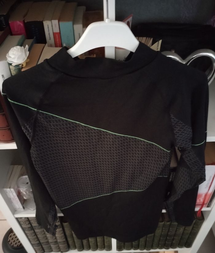 Haut manches longues vêtement thermique "Wed'ze"  comme neuf - photo numéro 3