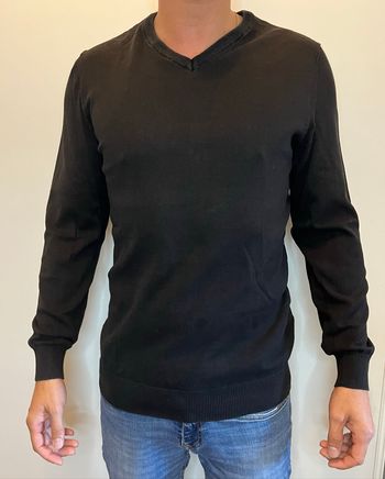 Pull noir col V