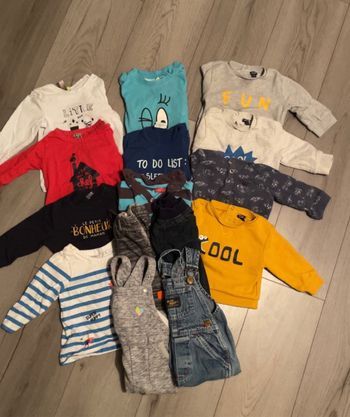 Lot vêtement 12 mois
