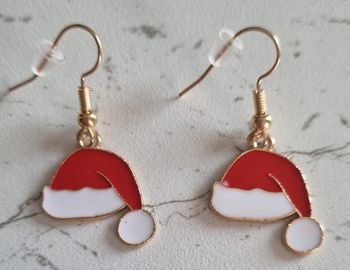 Paire de boucles d'oreilles bonnet noël