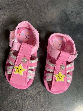 Sandalettes mousse rose et paillettes 19/20