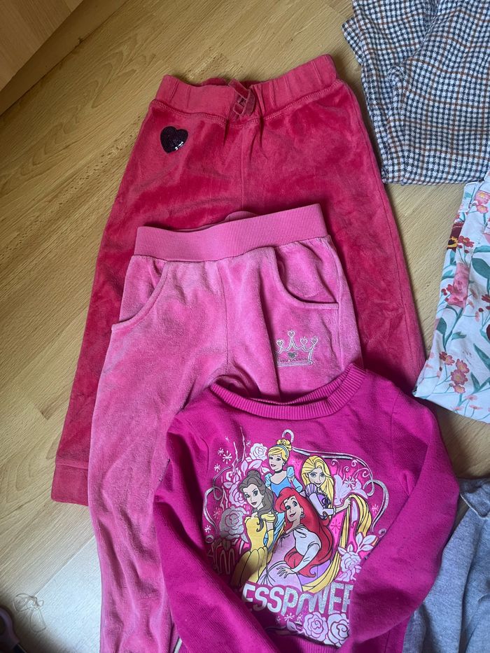 Lot vêtements 2/3 ans bon état 5 hauts et 4 bas mi saison - photo numéro 5