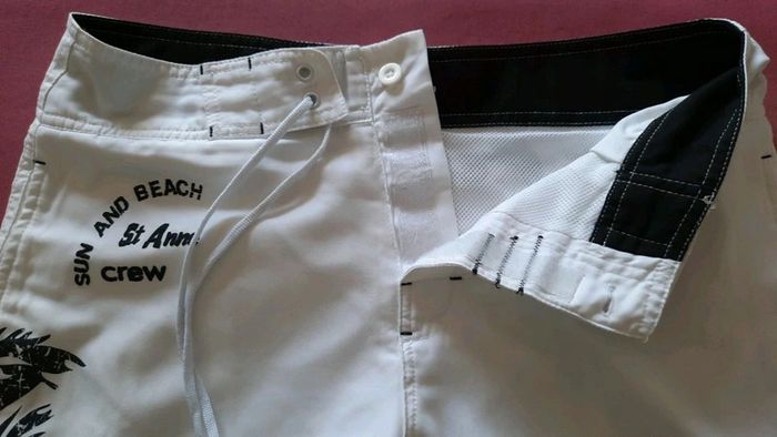 Short de plage blanc & noir - photo numéro 4