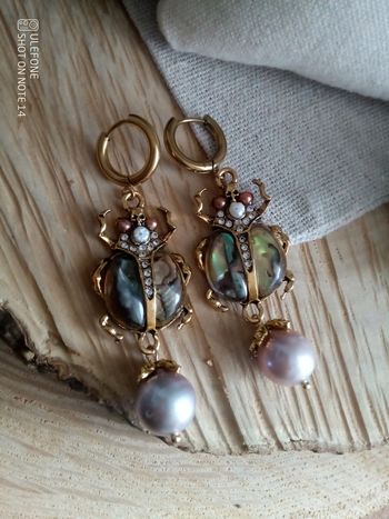 Boucles d'oreilles scarabées en pierres semi précieuses