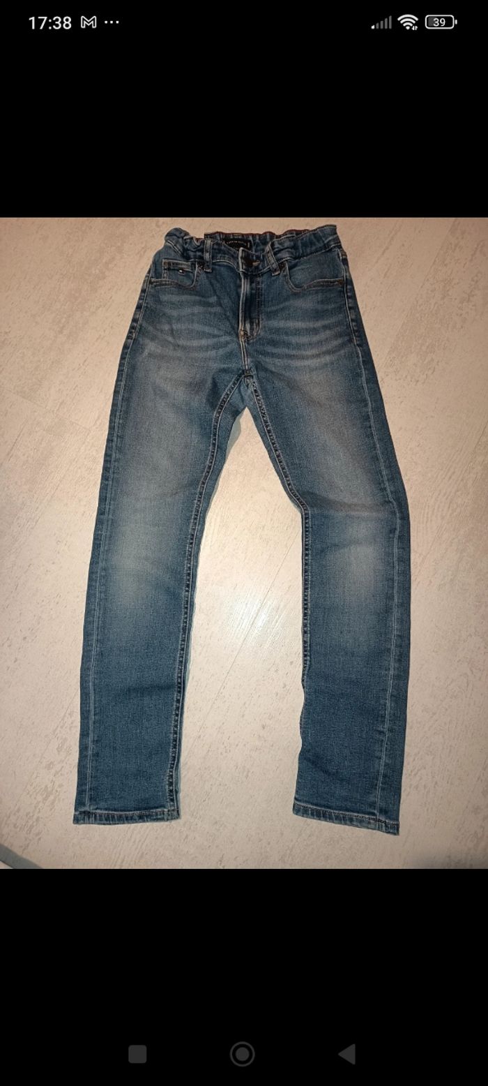 Jean Tommy Hilfiger