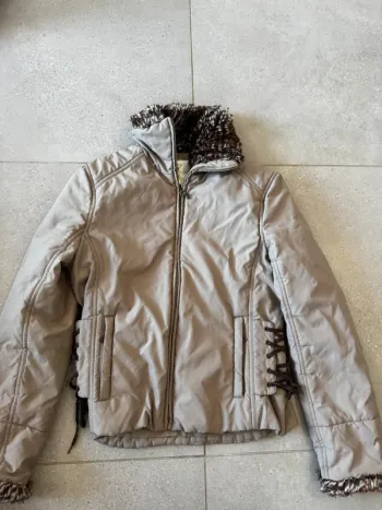 Veste Mango taille XL, très bon état