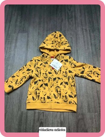 Gilet pour bébé taille 18mois neuf 🙏🏽