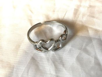 Bague Ouverte Multiples Petits Cœurs Façade Amour Bijou Argenté Fantaisie Femmes