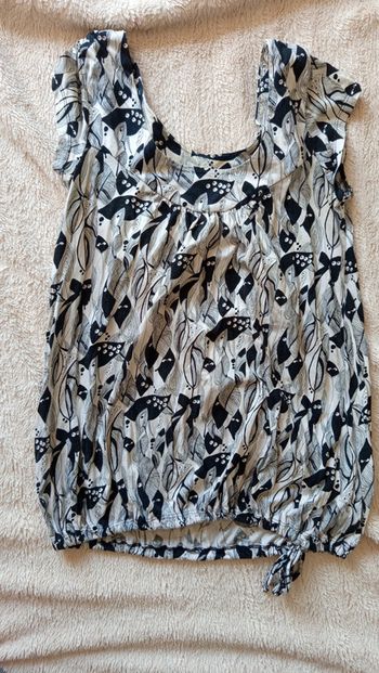 Petit haut 🔸 noir et blanc