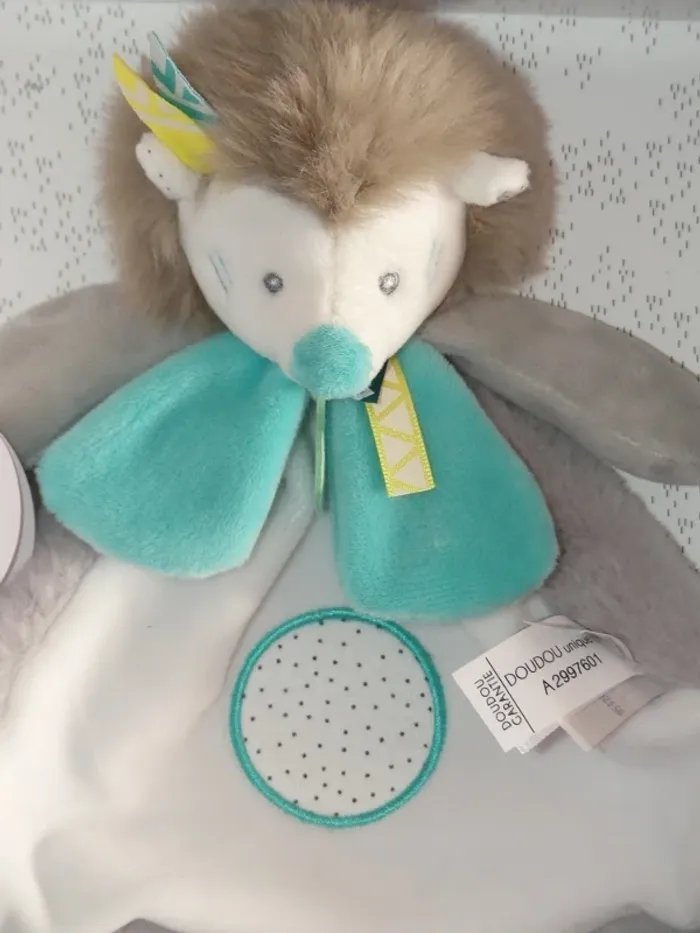 Doudou plat hérisson Tiwipi Doudou et compagnie 🦔Neuf - photo numéro 3