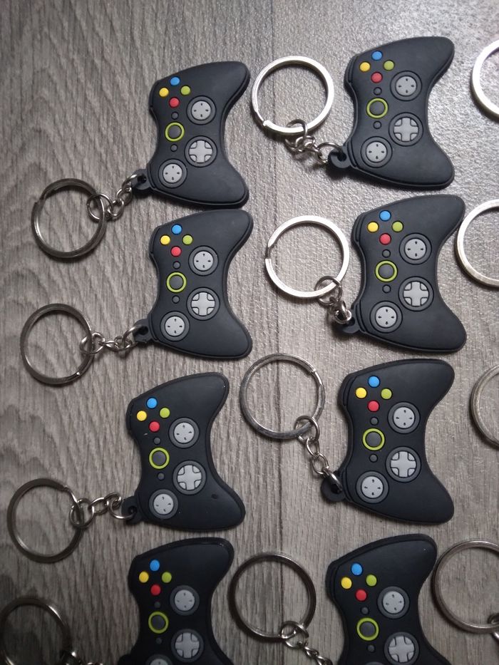 Lot porte clé manette - photo numéro 3