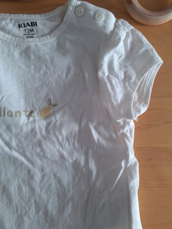 T-shirt manches courtes pour fille taille 12mois marque Kiabi en très bon état - photo numéro 2