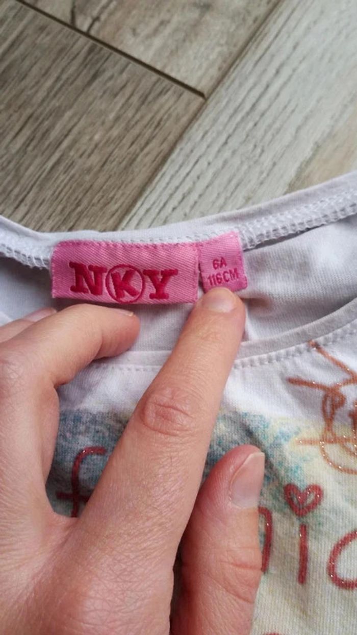tshirt fille NKY taille 6 ans - photo numéro 4
