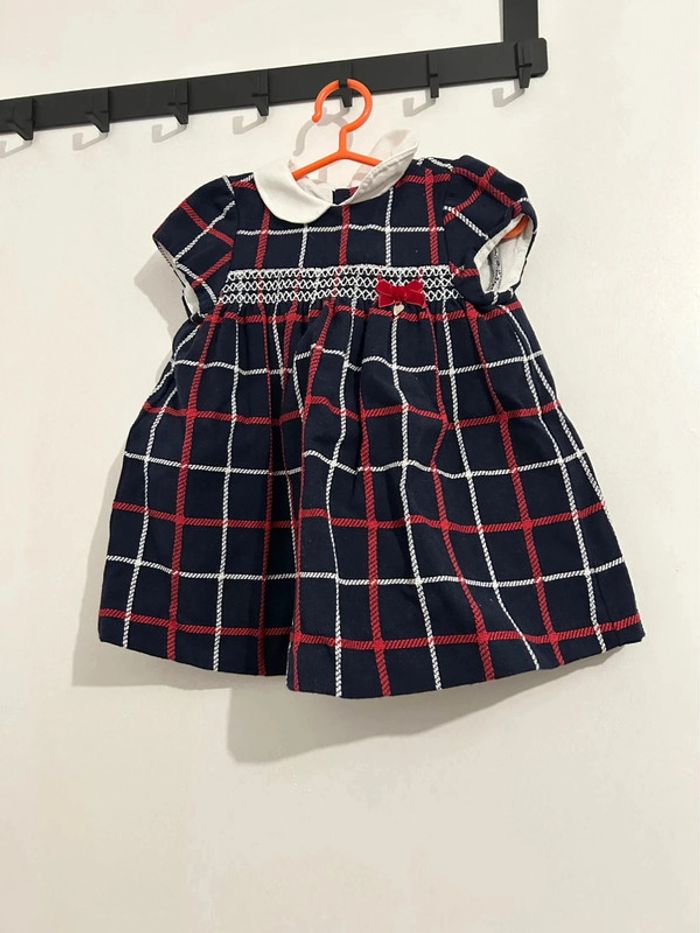 Robe carreaux bleu-marine rouge et blanc mayoral taille 6-9 m