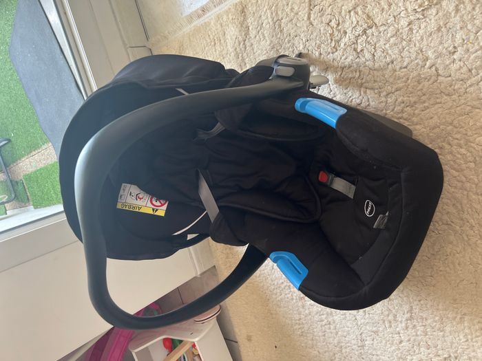 Siège auto bébé de 0 à 13 kg - photo numéro 2