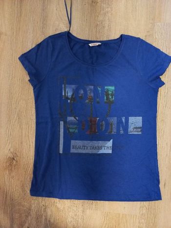 Tee shirt