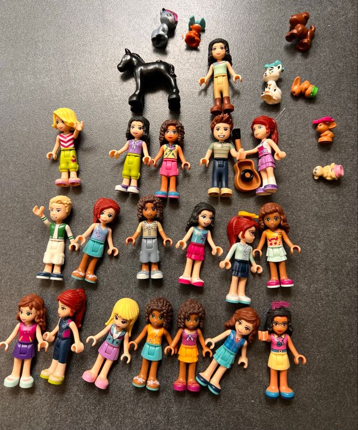 Lot de personnages et animaux Lego