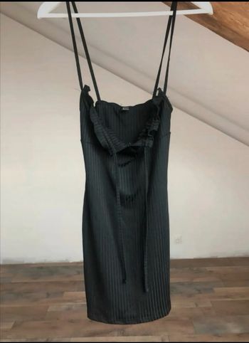 Robe noir