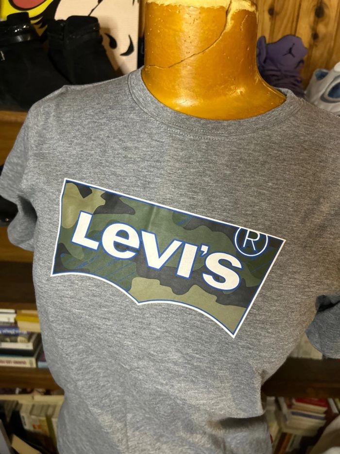 T-shirt levi’s motifs camouflage 14a