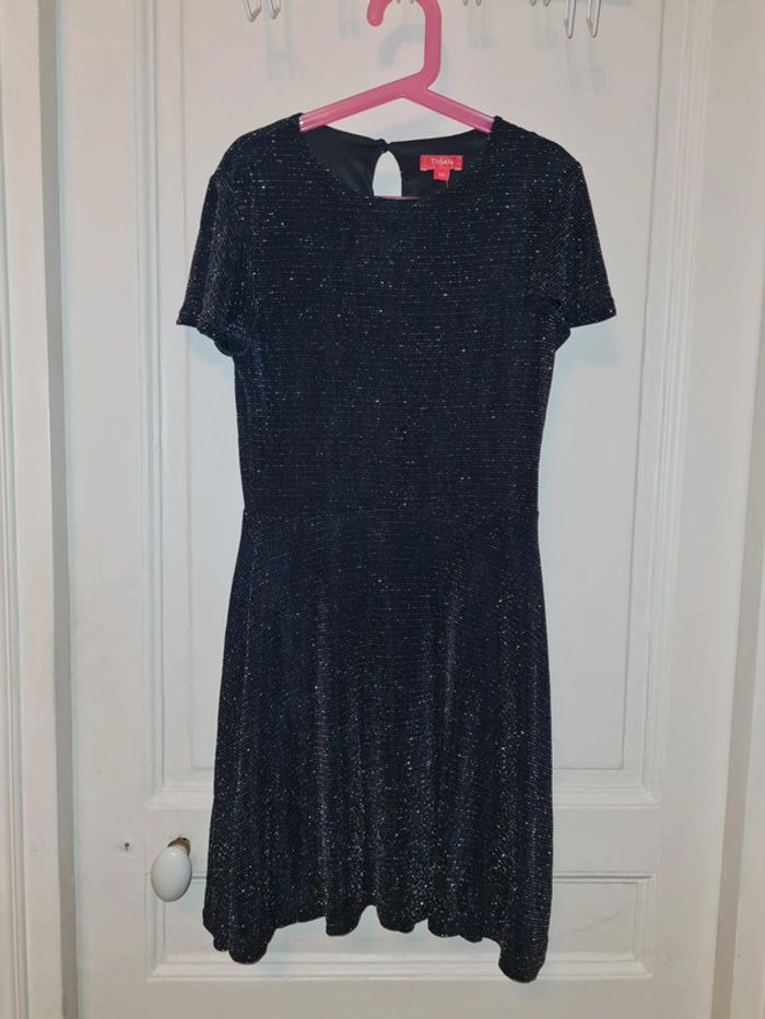 Robe noire à paillettes multicolores taille 12 ans
