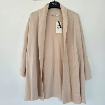 Gilet neuf avec étiquette - El corte ingles - taille M