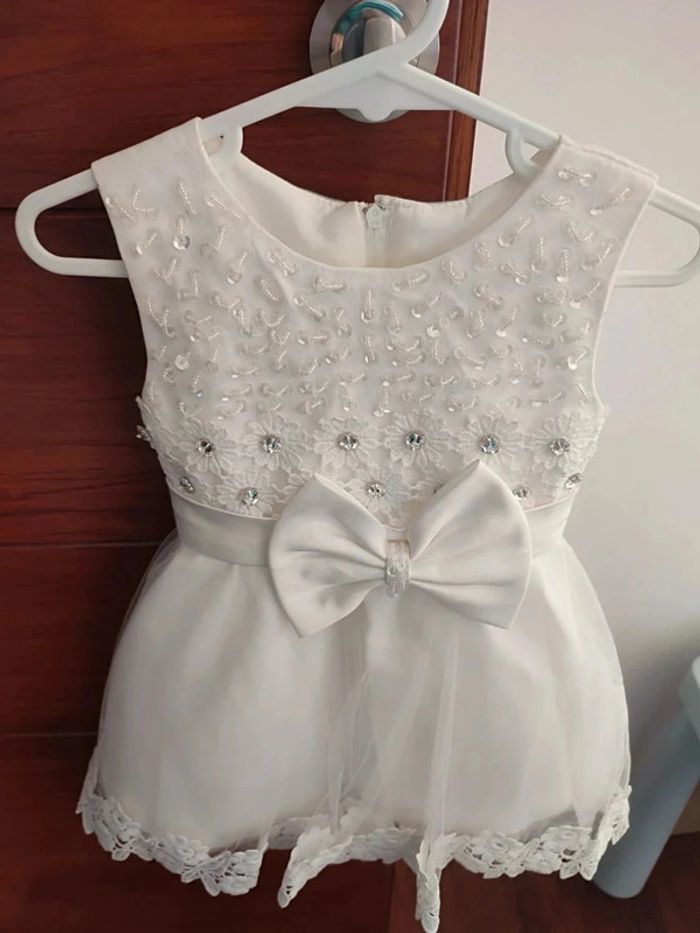 Très jolie robe cérémonie 2 ans