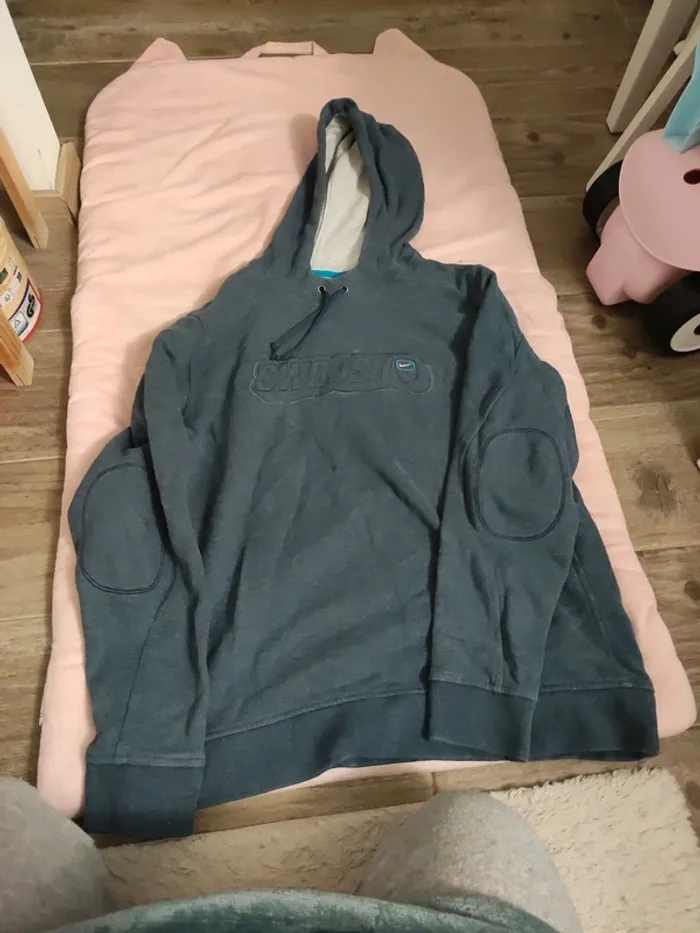 Sweat Nike tech