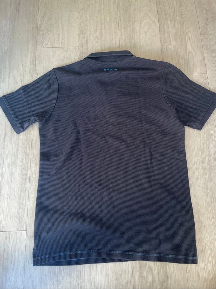 Polo officiel FC Barcelone - Taille M - Parfait état - photo numéro 3