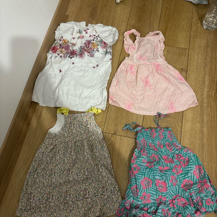 Lot  5 robes