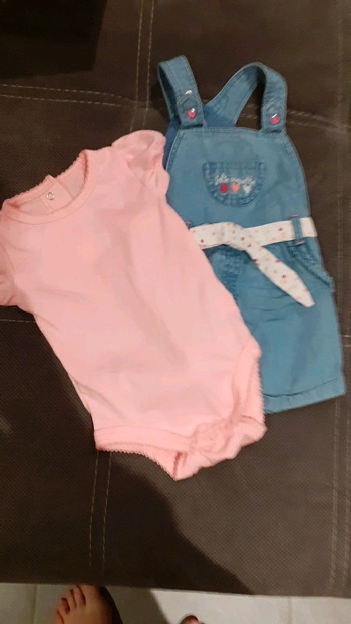 Salopette et body - photo numéro 2