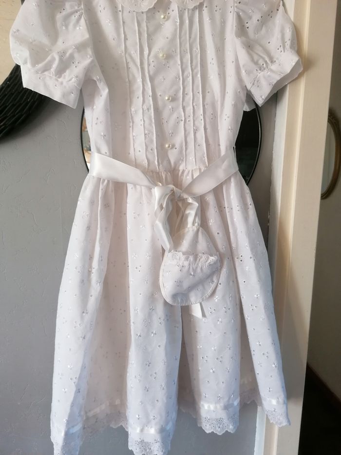 Robe 10/12ans, année 80, broderie anglaise, polyester - photo numéro 4